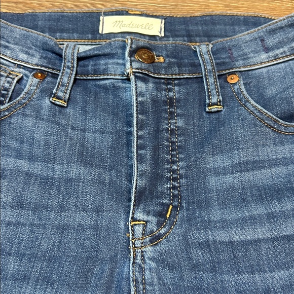 Madewell 10” High Rise Skinny Jeans - Picture 5 of 10